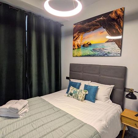 Alma De Malaga 2Br Stay With Art History & Comfort In The Heart Of The City Exterior foto