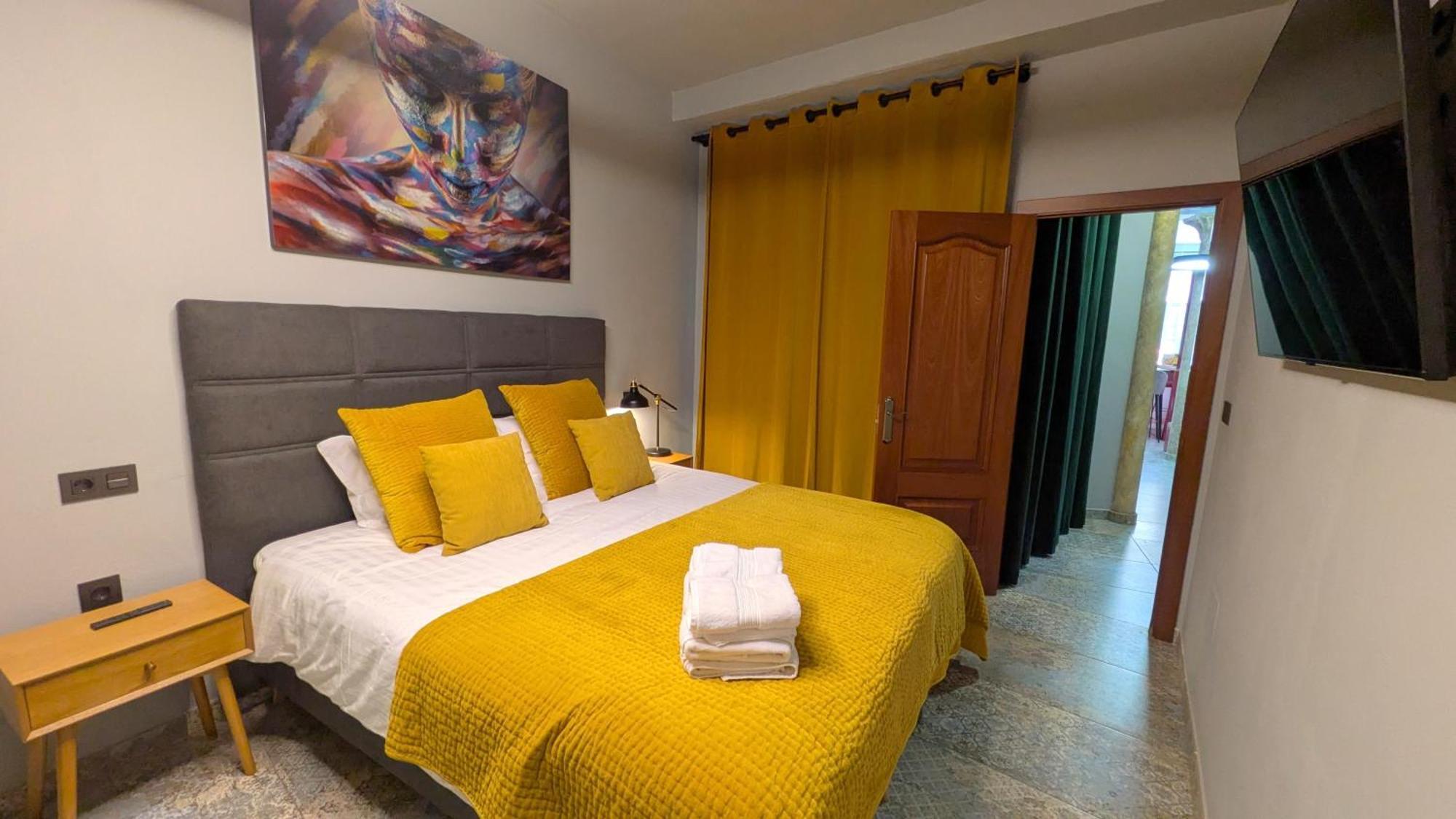 Alma De Malaga 2Br Stay With Art History & Comfort In The Heart Of The City Exterior foto