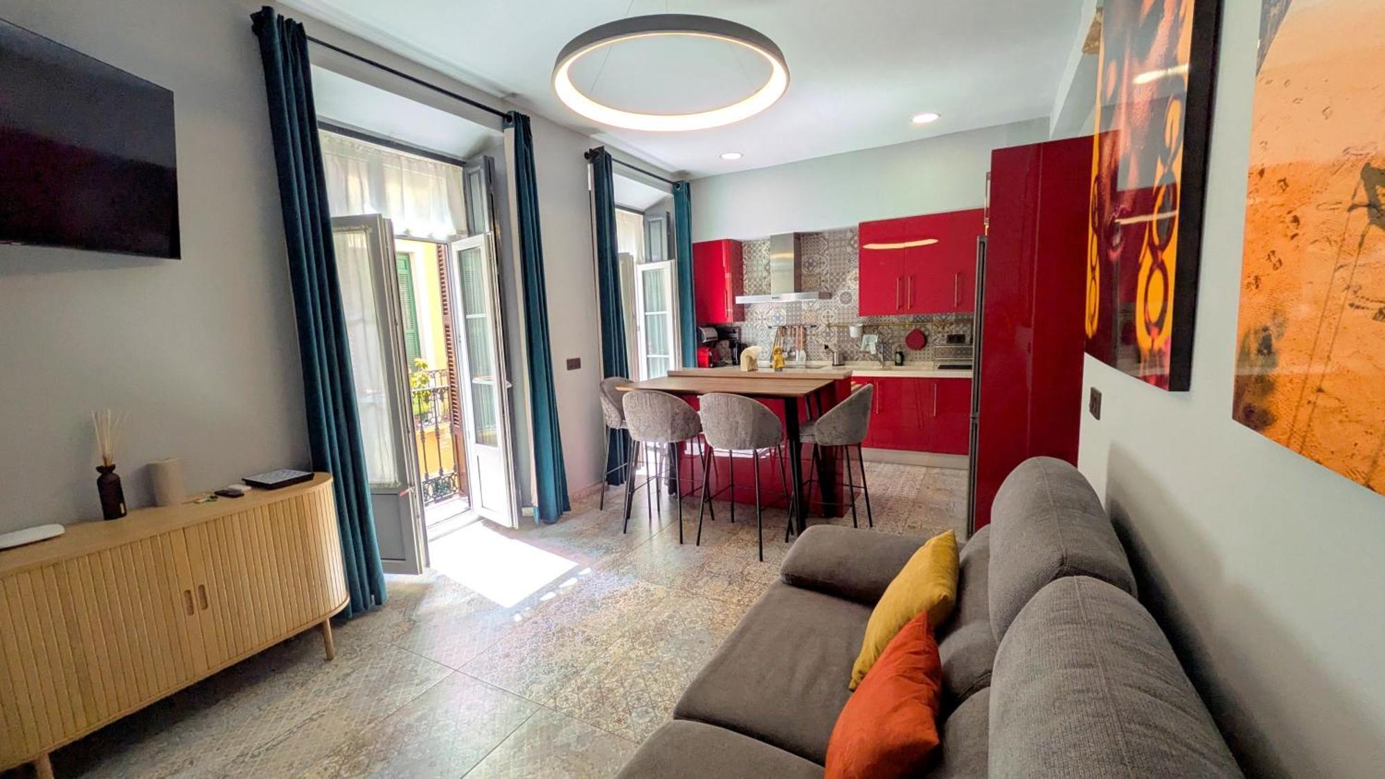 Alma De Malaga 2Br Stay With Art History & Comfort In The Heart Of The City Exterior foto